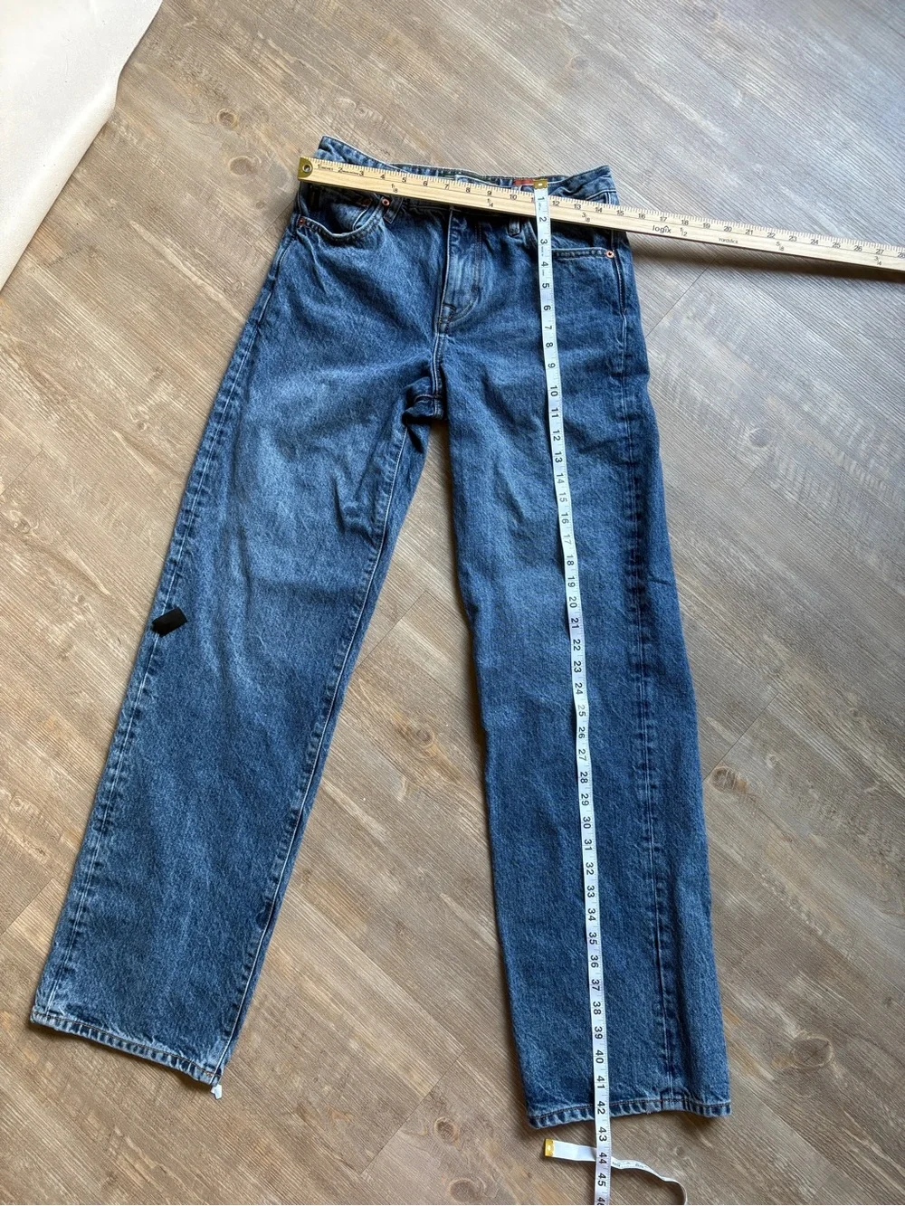 Title: Superdry Organic Cotton High-Waisted Straight Leg Jeans | Vintage Wash